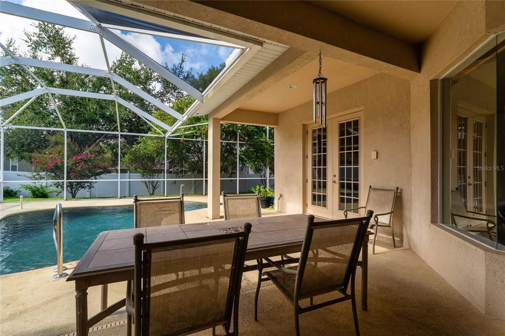 For Sale: $689,000 (5 beds, 3 baths, 3356 Square Feet)