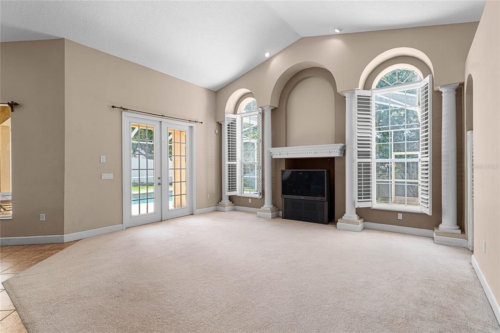 For Sale: $689,000 (5 beds, 3 baths, 3356 Square Feet)