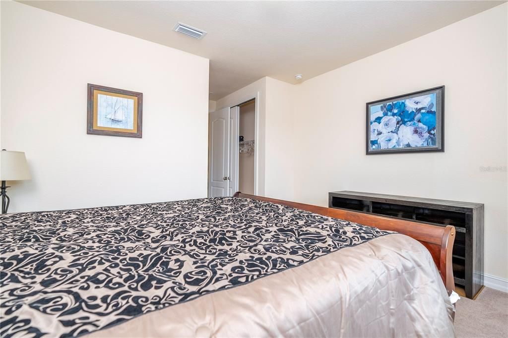 待售: $1,599,000 (4 贝兹, 3 浴室, 4460 平方英尺)