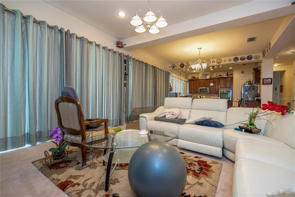 待售: $1,599,000 (4 贝兹, 3 浴室, 4460 平方英尺)