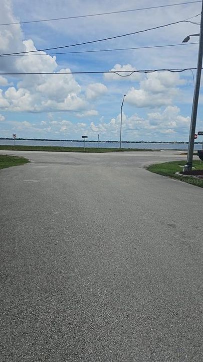 For Rent: $1,400 (2 beds, 1 baths, 968 Square Feet)