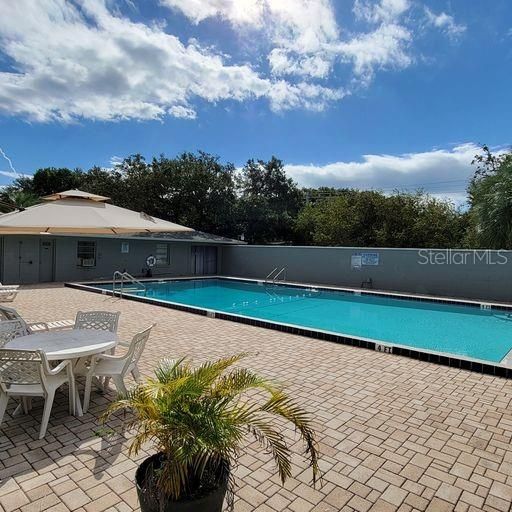 В аренду: $1,425 (2 спален, 2 ванн, 1012 Квадратных фут)