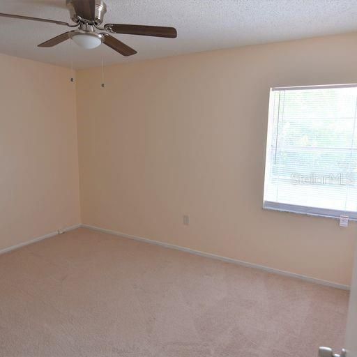 В аренду: $1,425 (2 спален, 2 ванн, 1012 Квадратных фут)