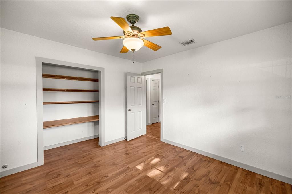 Active With Contract: $280,000 (3 beds, 2 baths, 1575 Square Feet)