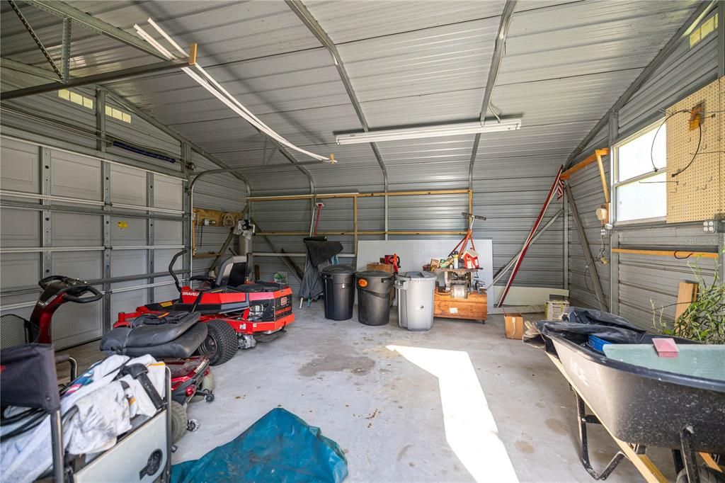 Active With Contract: $280,000 (3 beds, 2 baths, 1575 Square Feet)