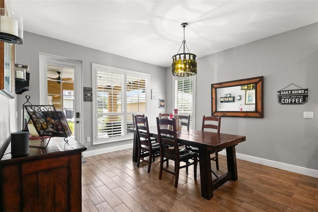 For Sale: $569,999 (3 beds, 3 baths, 2174 Square Feet)