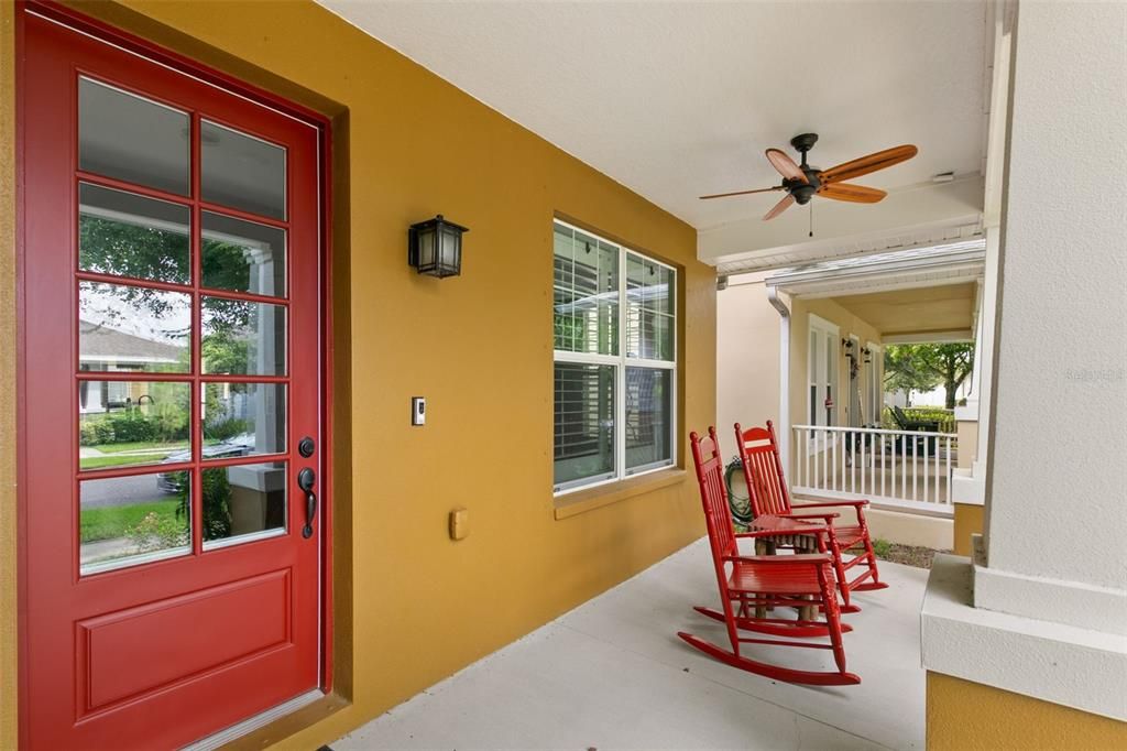 For Sale: $569,999 (3 beds, 3 baths, 2174 Square Feet)