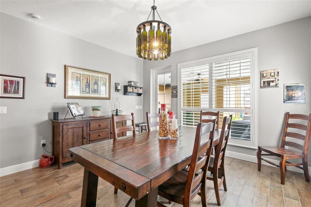 For Sale: $569,999 (3 beds, 3 baths, 2174 Square Feet)