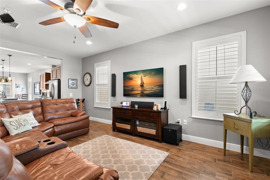 For Sale: $569,999 (3 beds, 3 baths, 2174 Square Feet)