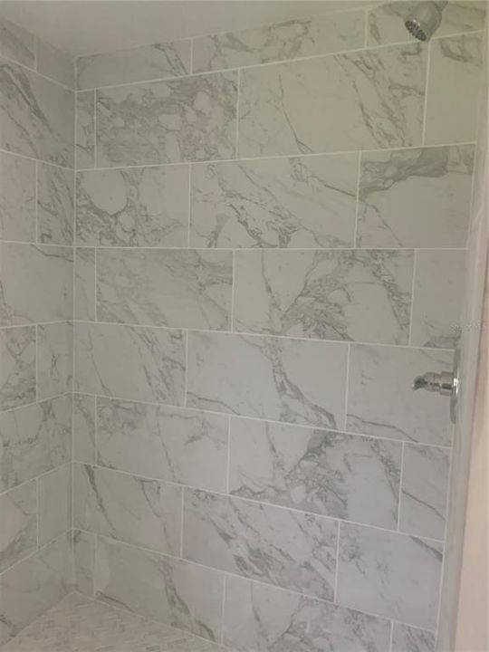 На продажу: $90,000 (2 спален, 1 ванн, 720 Квадратных фут)