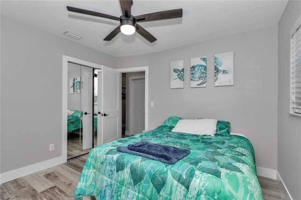 For Rent: $4,500 (3 beds, 2 baths, 1284 Square Feet)