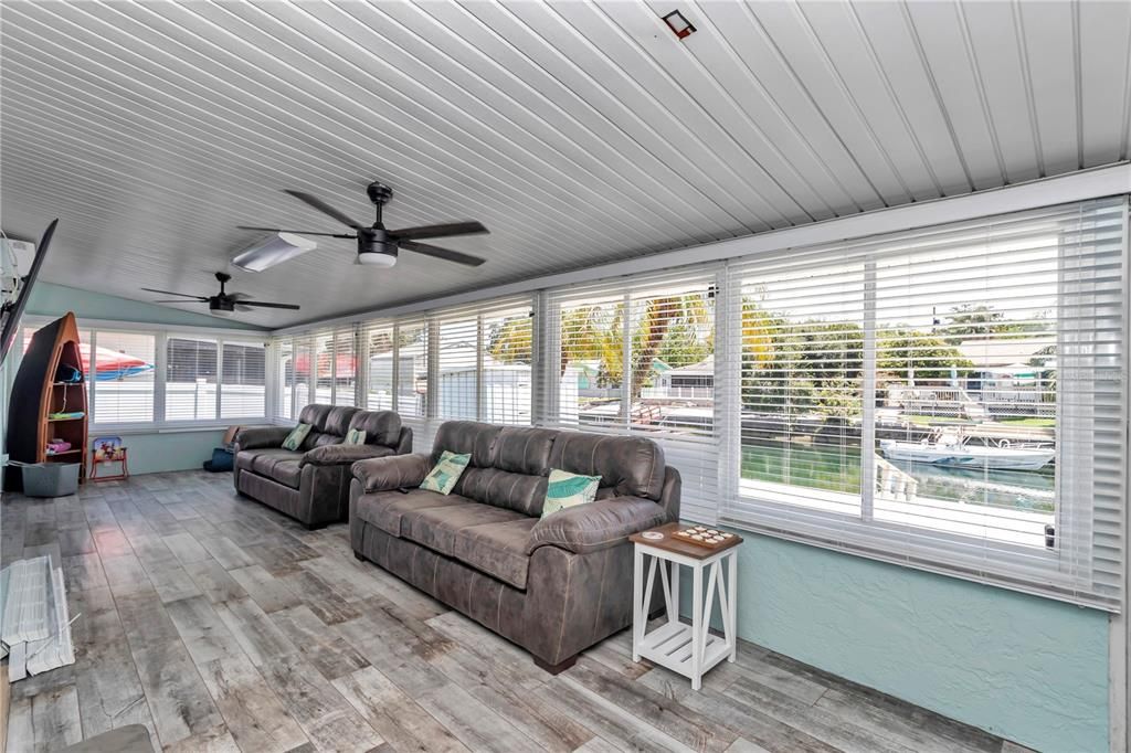 For Rent: $4,500 (3 beds, 2 baths, 1284 Square Feet)