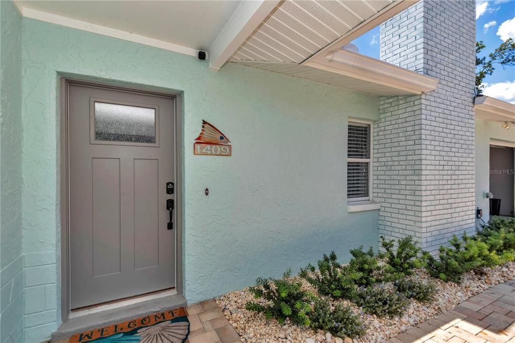 For Rent: $4,500 (3 beds, 2 baths, 1284 Square Feet)