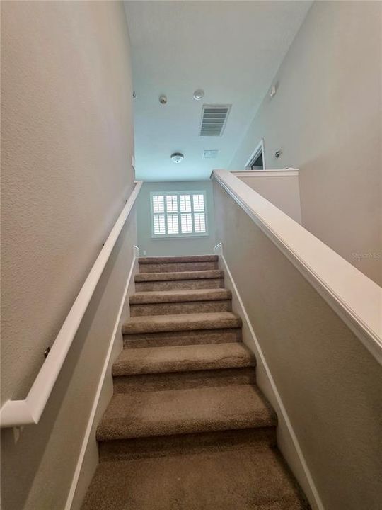 Под контрактом: $670,000 (4 спален, 3 ванн, 2297 Квадратных фут)