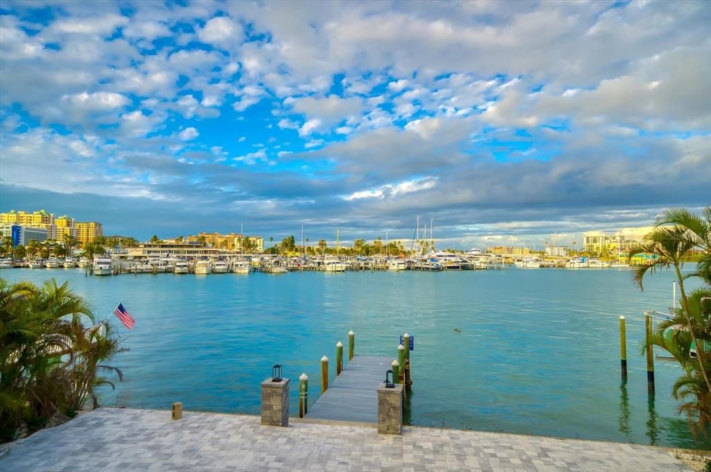 На продажу: $3,795,000 (4 спален, 3 ванн, 3500 Квадратных фут)