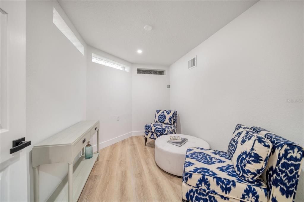 На продажу: $3,795,000 (4 спален, 3 ванн, 3500 Квадратных фут)