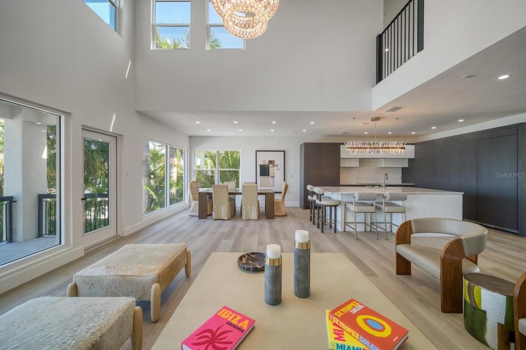 На продажу: $3,795,000 (4 спален, 3 ванн, 3500 Квадратных фут)