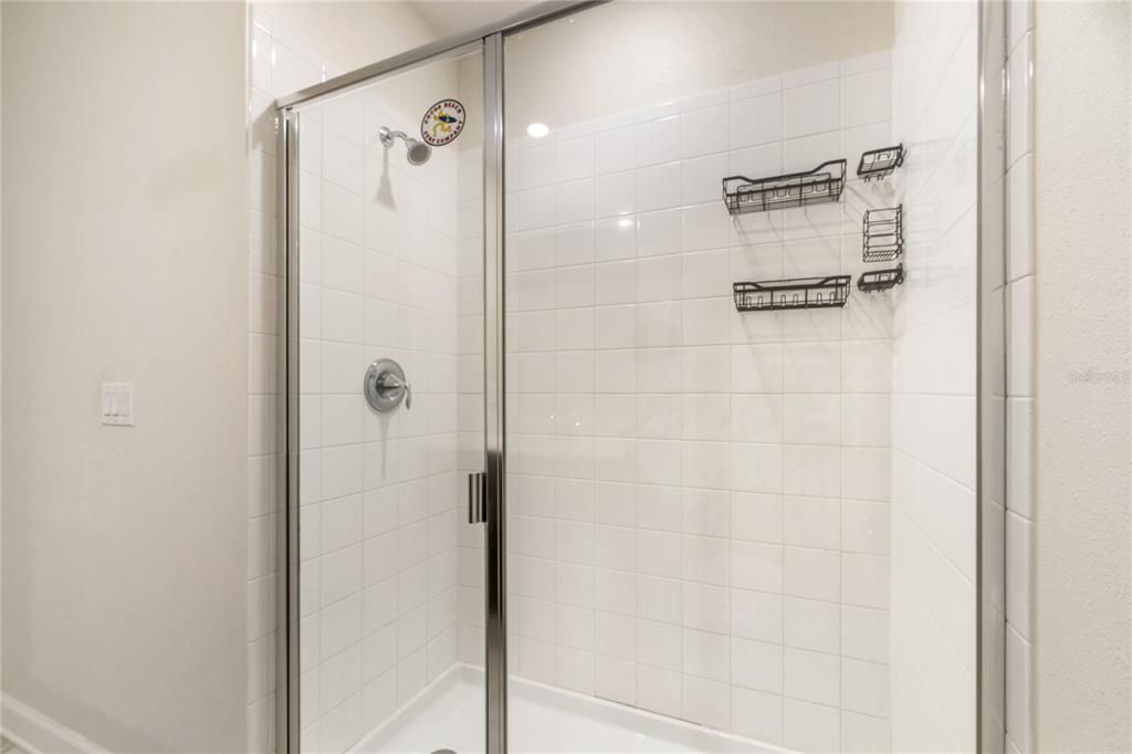 Activo con contrato: $1,950 (2 camas, 2 baños, 1388 Pies cuadrados)