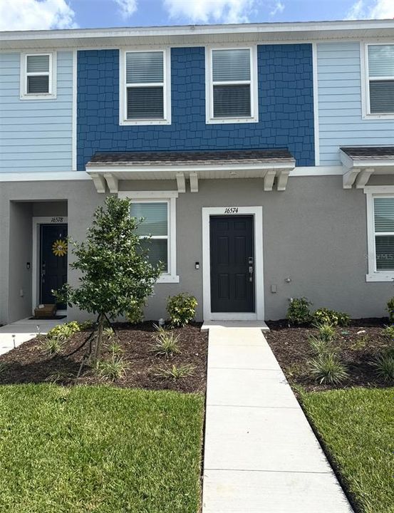 Recently Sold: $260,440 (2 beds, 3 baths, 1180 Square Feet)