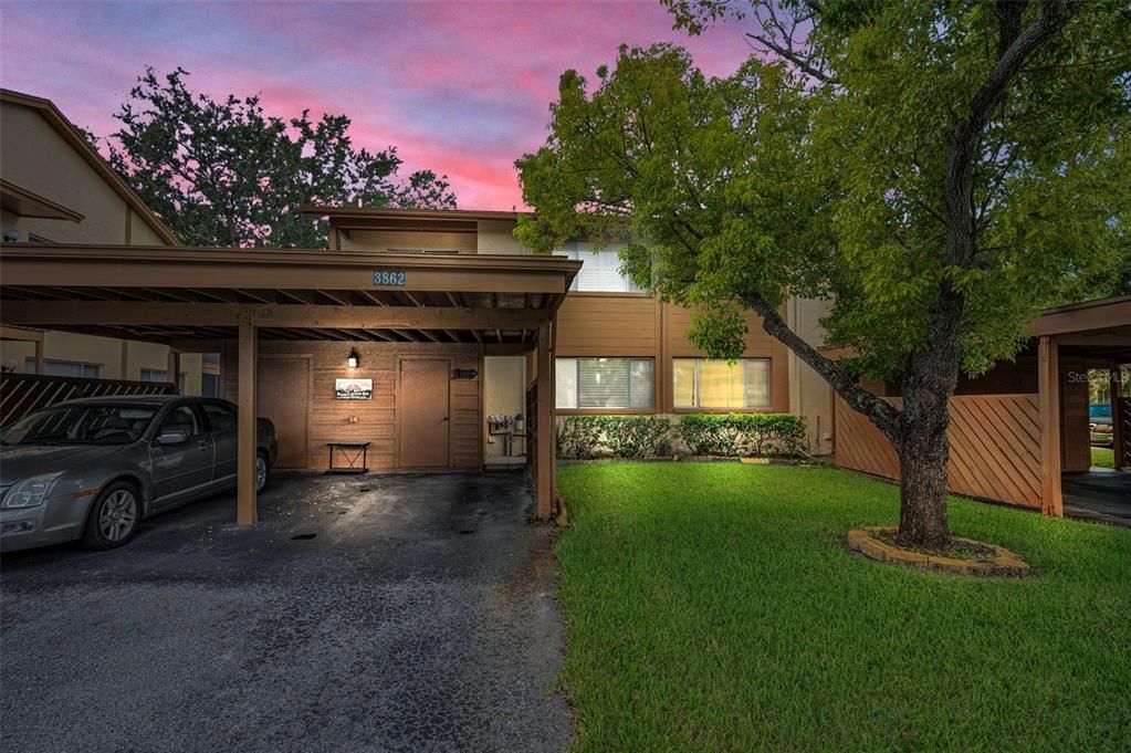 合同活跃: $145,900 (2 贝兹, 2 浴室, 1144 平方英尺)