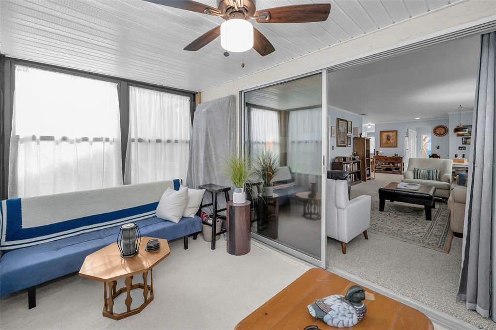 合同活跃: $145,900 (2 贝兹, 2 浴室, 1144 平方英尺)