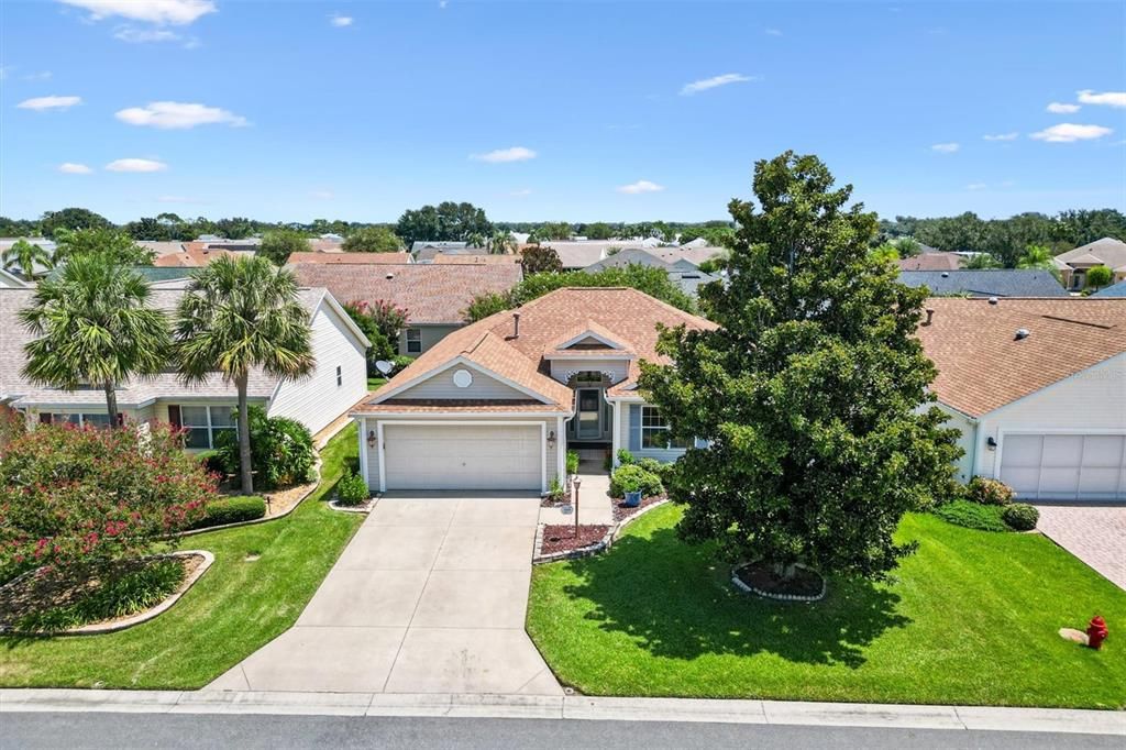 Active With Contract: $389,000 (3 beds, 2 baths, 1733 Square Feet)