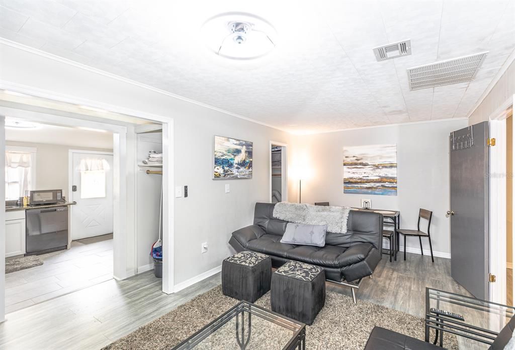 En Renta: $2,000 (1 camas, 1 baños, 700 Pies cuadrados)