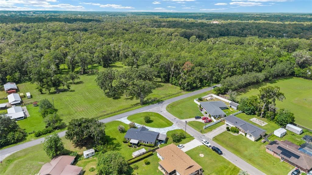 合同活跃: $263,900 (3 贝兹, 2 浴室, 1324 平方英尺)