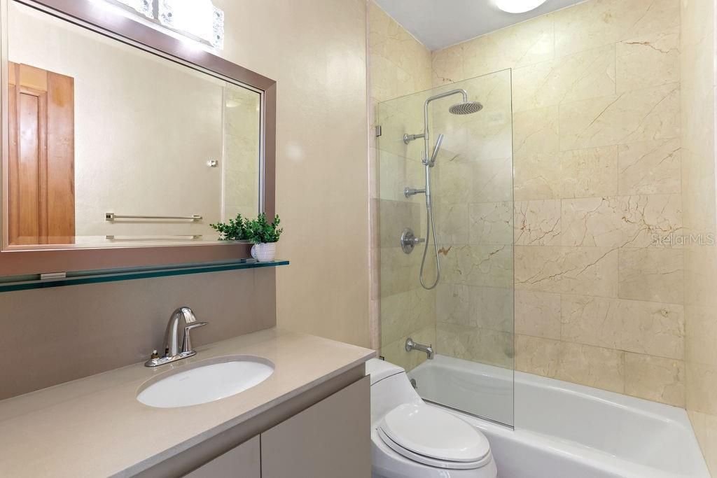 На продажу: $3,100,000 (4 спален, 4 ванн, 3816 Квадратных фут)