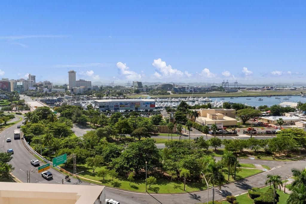 На продажу: $3,100,000 (4 спален, 4 ванн, 3816 Квадратных фут)