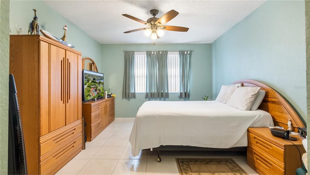 En Venta: $100,000 (2 camas, 2 baños, 1170 Pies cuadrados)