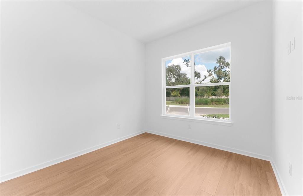 Activo con contrato: $649,010 (4 camas, 3 baños, 3079 Pies cuadrados)