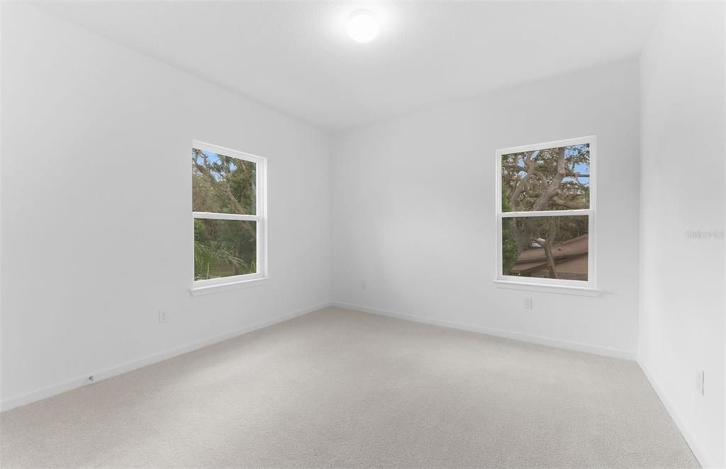 Activo con contrato: $649,010 (4 camas, 3 baños, 3079 Pies cuadrados)