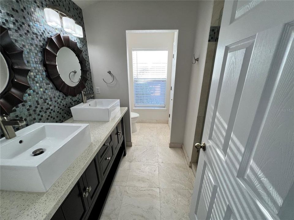 Active With Contract: $2,700 (3 beds, 2 baths, 1480 Square Feet)