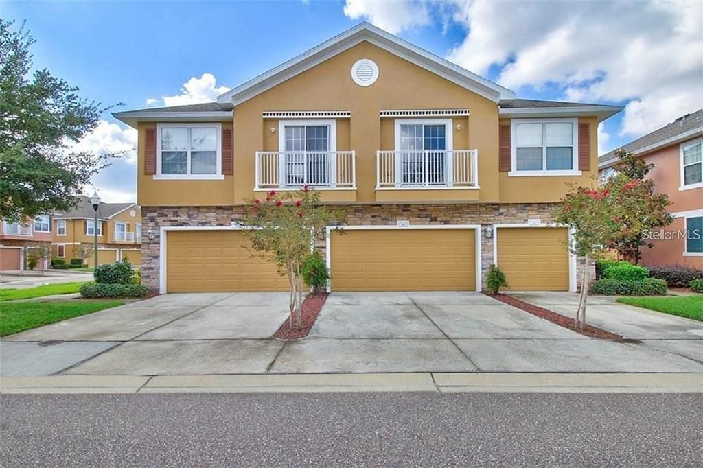Active With Contract: $2,700 (3 beds, 2 baths, 1480 Square Feet)