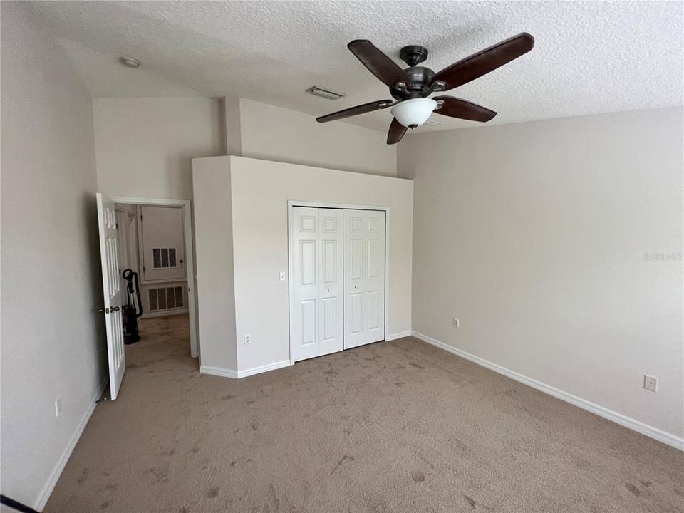 Active With Contract: $2,700 (3 beds, 2 baths, 1480 Square Feet)