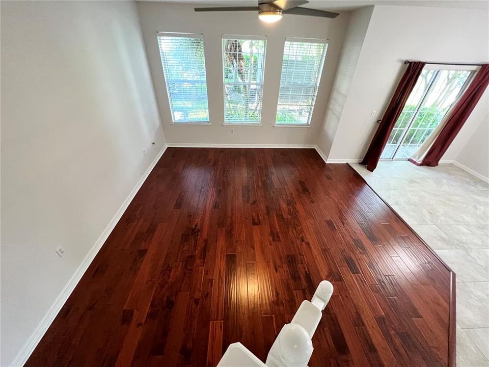 Active With Contract: $2,700 (3 beds, 2 baths, 1480 Square Feet)