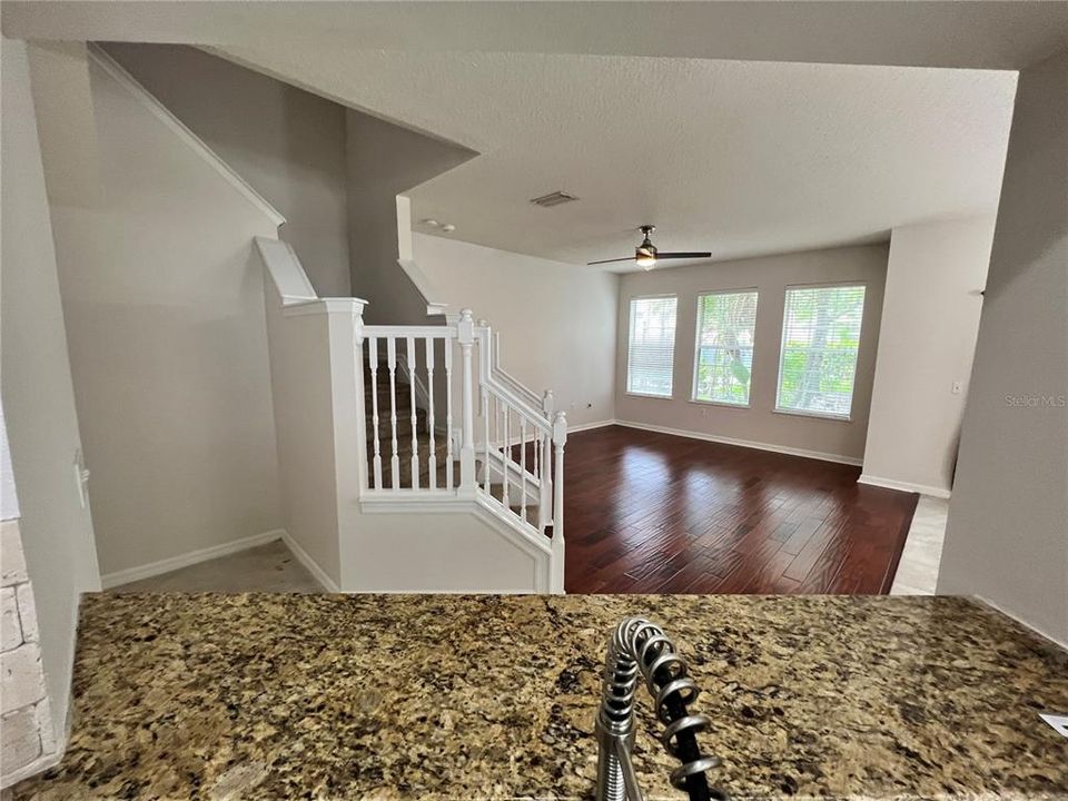 Active With Contract: $2,700 (3 beds, 2 baths, 1480 Square Feet)