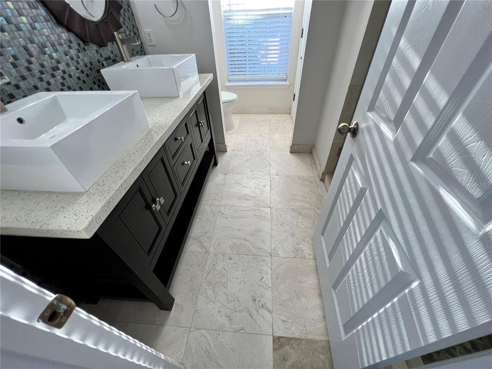 Active With Contract: $2,700 (3 beds, 2 baths, 1480 Square Feet)