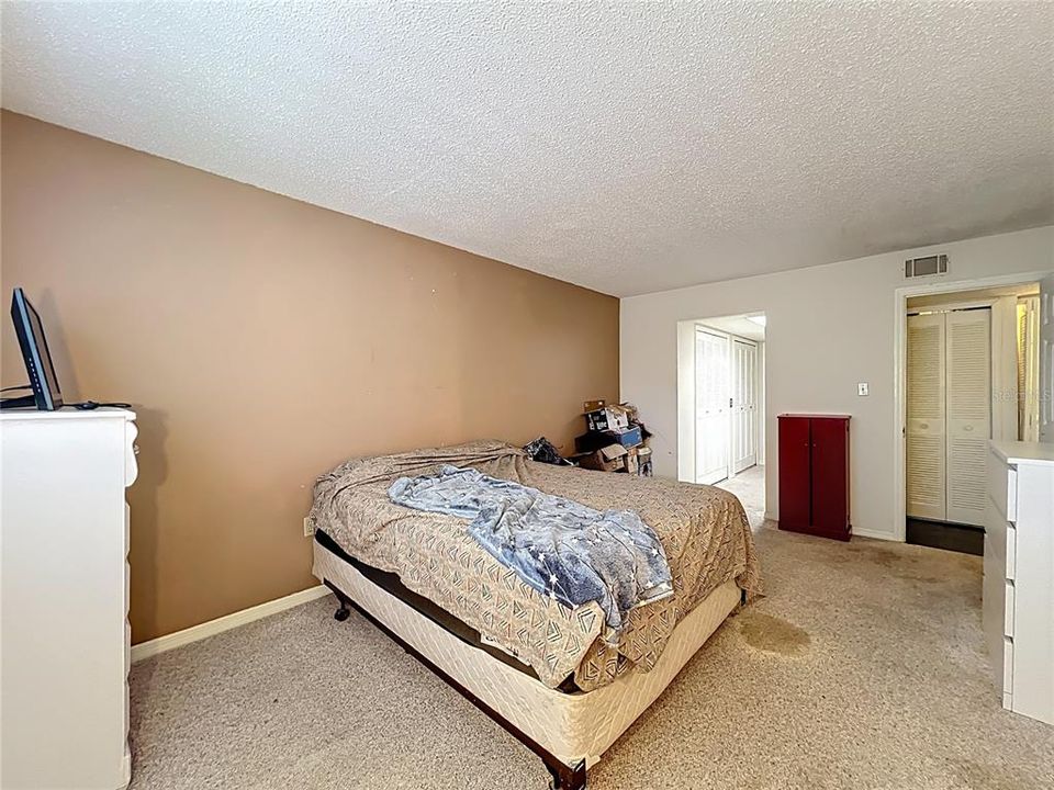 待售: $98,000 (3 贝兹, 2 浴室, 1413 平方英尺)