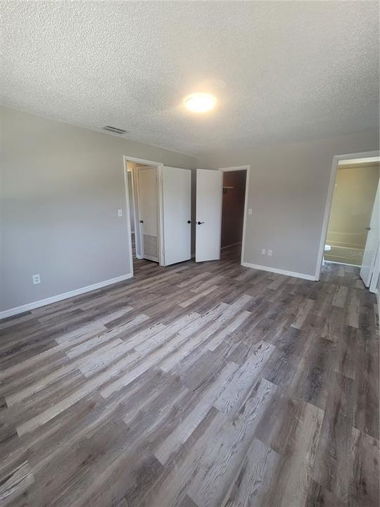 Active With Contract: $1,625 (3 beds, 2 baths, 1344 Square Feet)