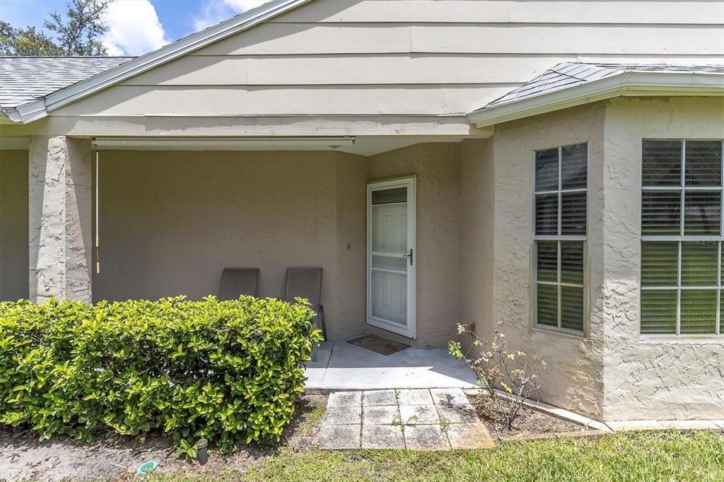 Под контрактом: $145,999 (2 спален, 2 ванн, 1138 Квадратных фут)