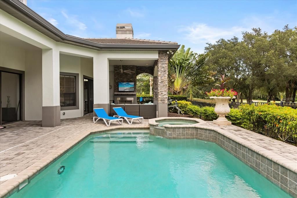 Active With Contract: $1,249,000 (4 beds, 4 baths, 4214 Square Feet)