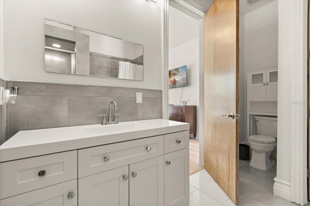 Active With Contract: $1,249,000 (4 beds, 4 baths, 4214 Square Feet)