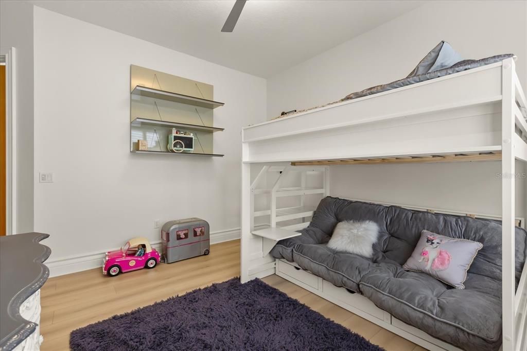 Active With Contract: $1,249,000 (4 beds, 4 baths, 4214 Square Feet)