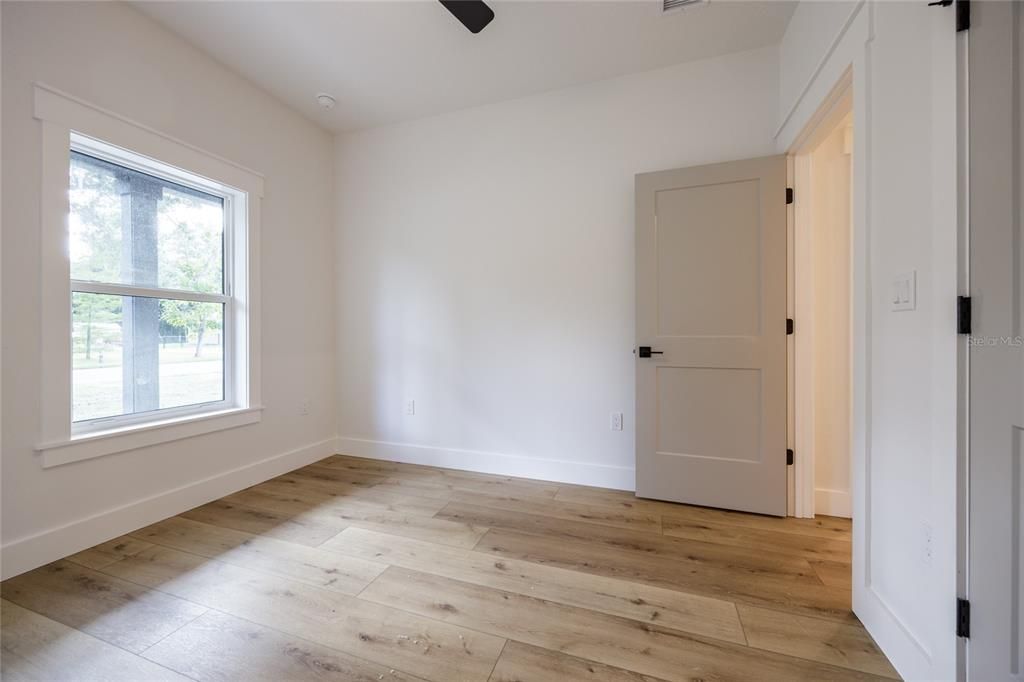 На продажу: $364,000 (3 спален, 2 ванн, 1845 Квадратных фут)