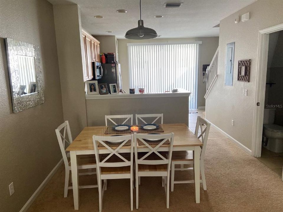 For Rent: $1,495 (2 beds, 2 baths, 1161 Square Feet)