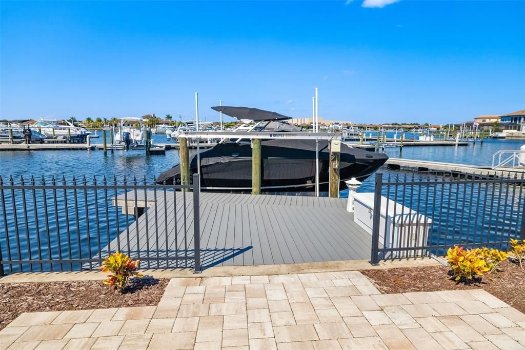 Active With Contract: $1,799,000 (4 beds, 4 baths, 3328 Square Feet)