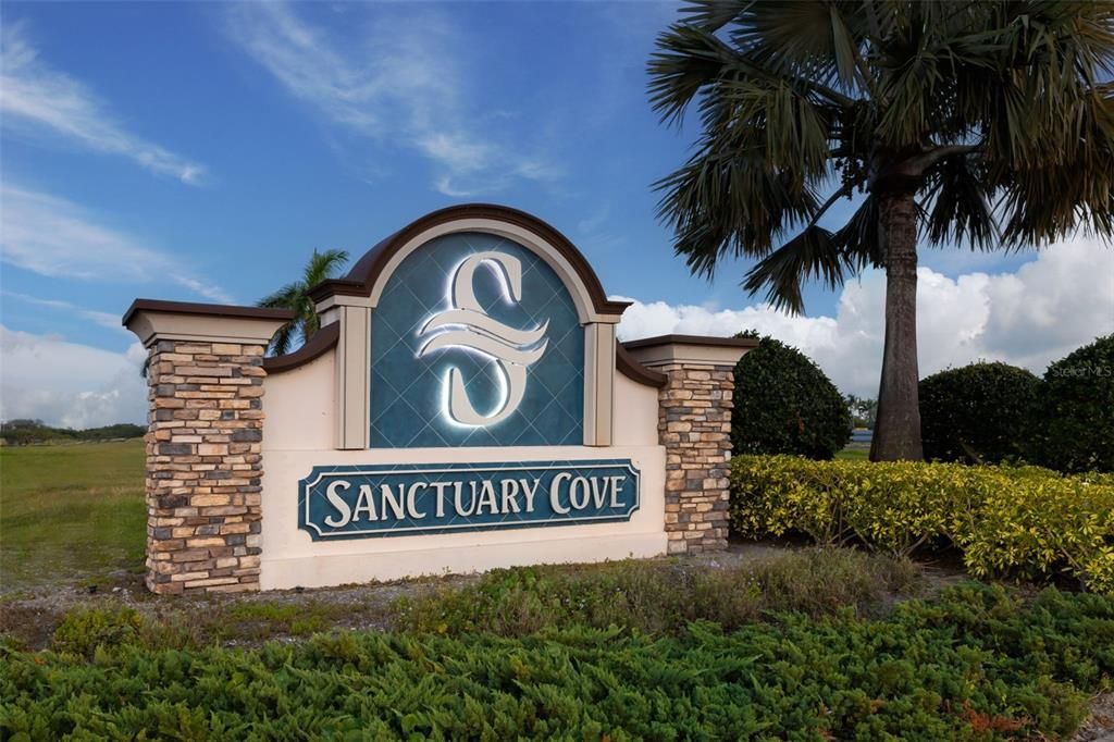 Active With Contract: $1,799,000 (4 beds, 4 baths, 3328 Square Feet)