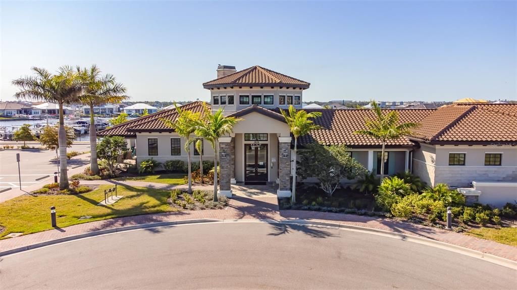Active With Contract: $1,799,000 (4 beds, 4 baths, 3328 Square Feet)